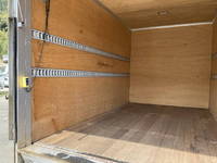 三菱ふそうキャンターアルミバン小型（2t・3t）[写真12]