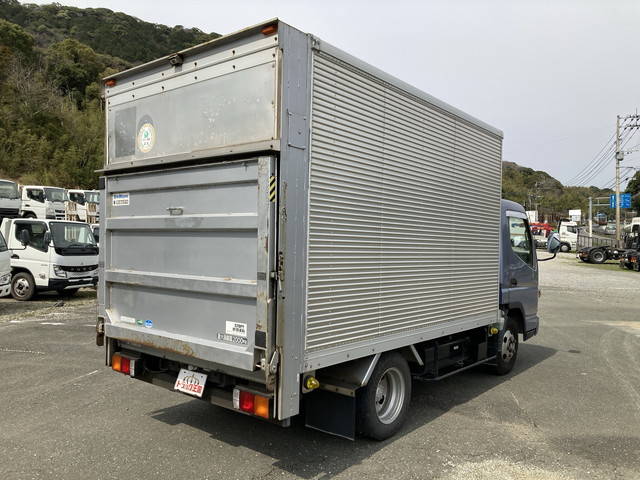 三菱ふそうキャンターアルミバン小型（2t・3t）[写真02]