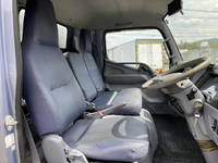 三菱ふそうキャンターアルミバン小型（2t・3t）[写真34]