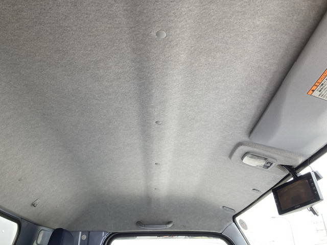 三菱ふそうキャンターアルミバン小型（2t・3t）[写真36]