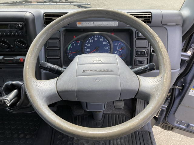 三菱ふそうキャンターアルミバン小型（2t・3t）[写真37]