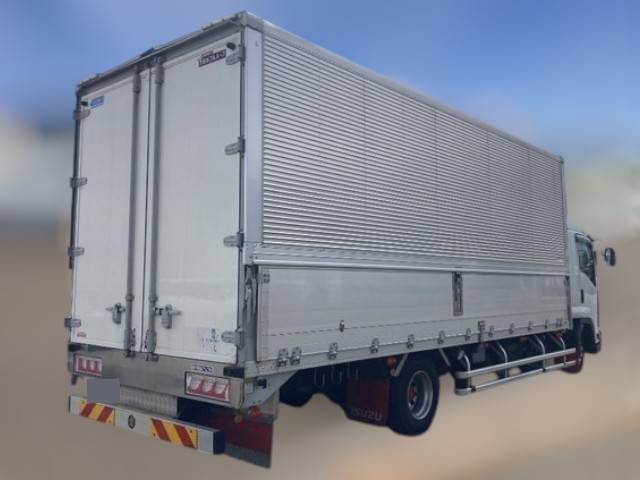 いすゞフォワードアルミウイング中型（4t）[写真02]