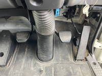 いすゞフォワードアルミウイング中型（4t）[写真23]