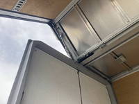 いすゞフォワードアルミウイング中型（4t）[写真07]