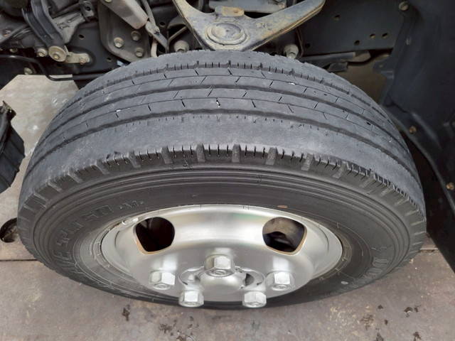 トヨタトヨエース平ボディ小型（2t・3t）[写真16]