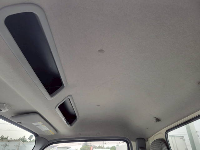 トヨタトヨエース平ボディ小型（2t・3t）[写真33]