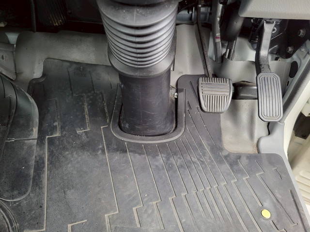 トヨタトヨエース平ボディ小型（2t・3t）[写真36]