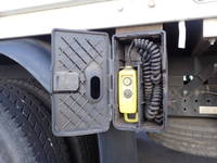 日産アトラス平ボディ小型（2t・3t）[写真23]