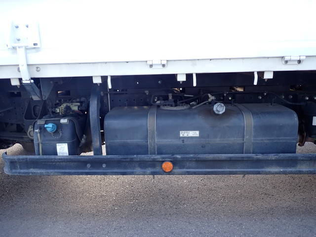 日産アトラス平ボディ小型（2t・3t）[写真23]