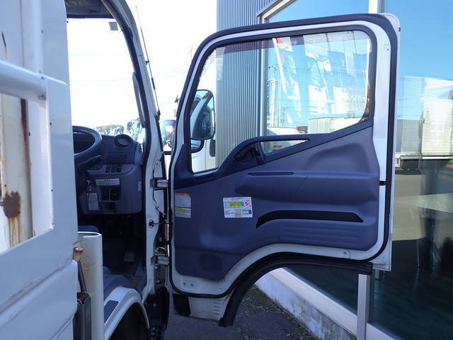 日産アトラス平ボディ小型（2t・3t）[写真25]