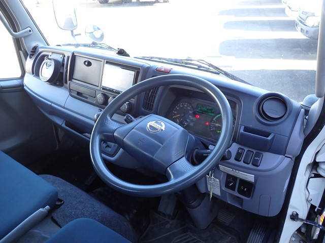 日産アトラス平ボディ小型（2t・3t）[写真32]