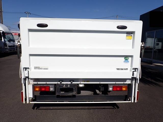 日産アトラス平ボディ小型（2t・3t）[写真08]