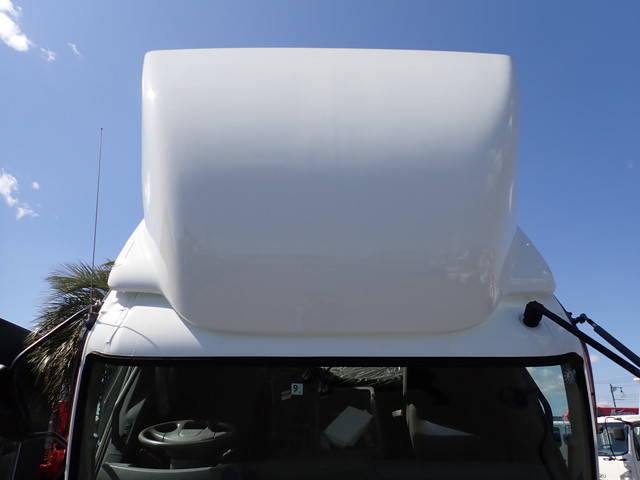 三菱ふそうファイターアルミウイング中型（4t）[写真10]