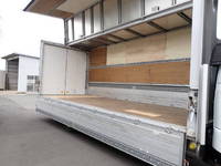 三菱ふそうファイターアルミウイング中型（4t）[写真17]