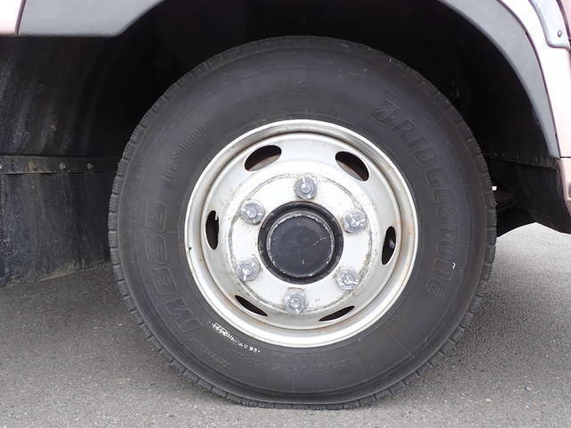 三菱ふそうファイターアルミウイング中型（4t）[写真28]