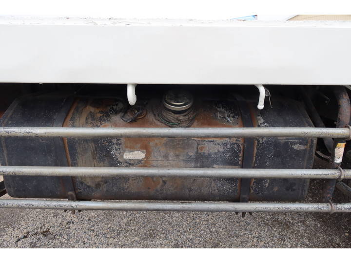 三菱ふそうスーパーグレートセルフローダー大型（10t）[写真13]