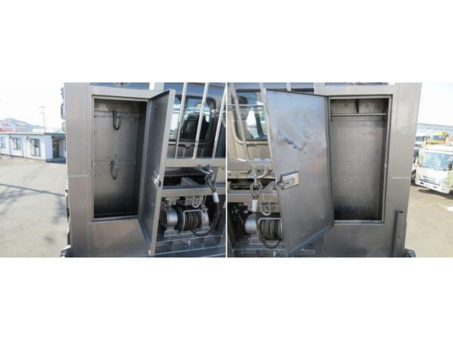 いすゞギガセルフローダー大型（10t）[写真12]