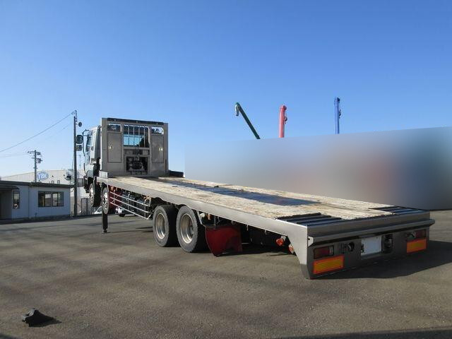 いすゞギガセルフローダー大型（10t）[写真02]