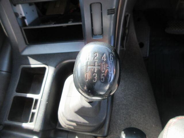 いすゞギガセルフローダー大型（10t）[写真38]