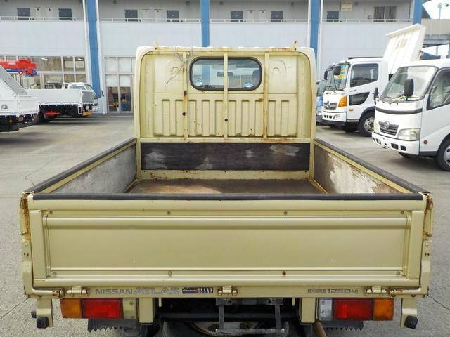 日産アトラスダブルキャブ（Wキャブ）小型（2t・3t）[写真10]