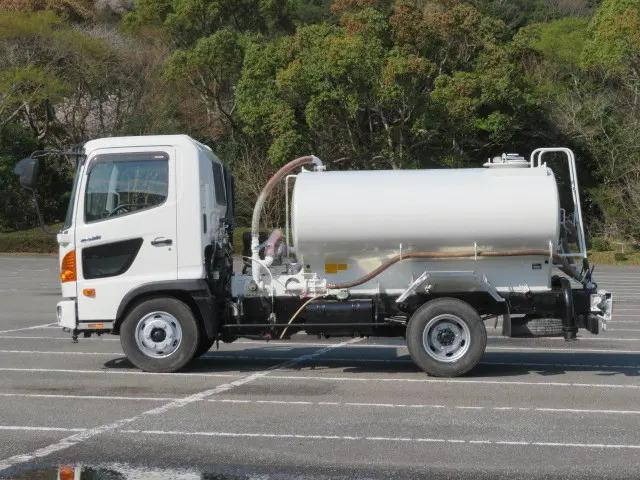 中古散水車 日野 兵庫・鳥取・京都 レンジャー（TKG-FC9JCAP）（7,910