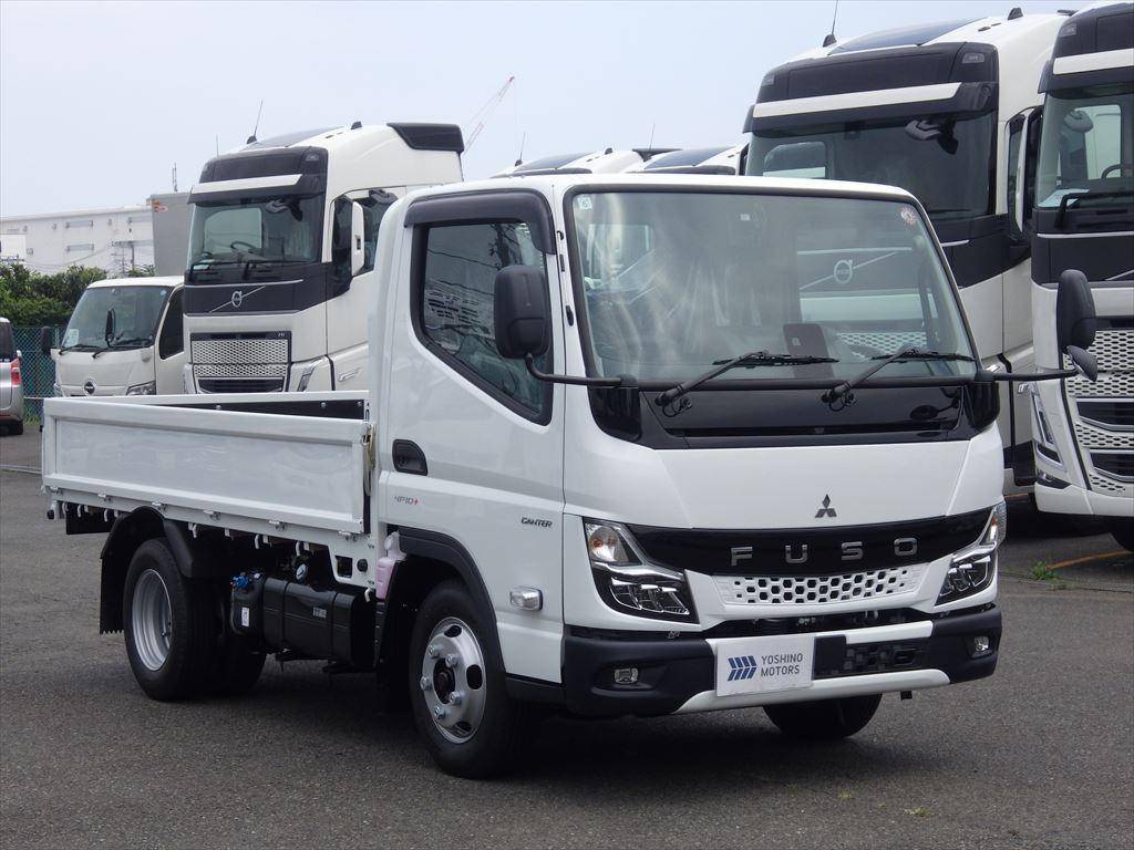 三菱ふそうキャンター平ボディ小型（2t・3t）[写真02]