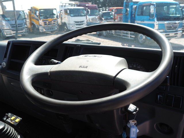 いすゞフォワードダンプ中型（4t）[写真35]
