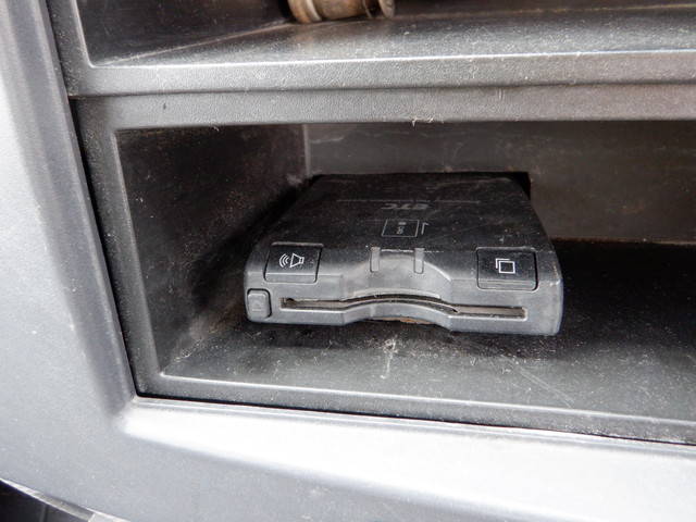 いすゞエルフダンプ小型（2t・3t）[写真32]