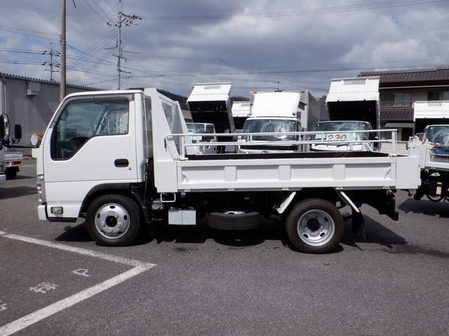 いすゞエルフダンプ小型（2t・3t）[写真06]