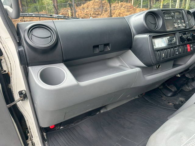 日野デュトロ冷凍車（冷蔵車）小型（2t・3t）[写真11]