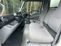 日野デュトロ冷凍車（冷蔵車）小型（2t・3t）[写真12]