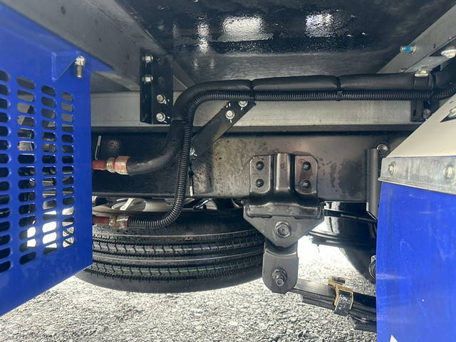 日野デュトロ冷凍車（冷蔵車）小型（2t・3t）[写真25]