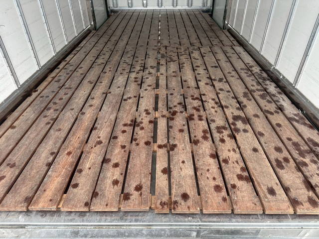 日野デュトロ冷凍車（冷蔵車）小型（2t・3t）[写真34]