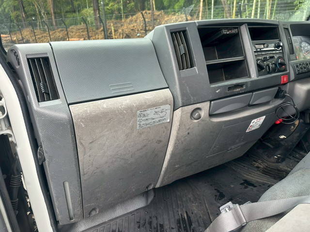 日産アトラスクレーン4段小型（2t・3t）[写真34]