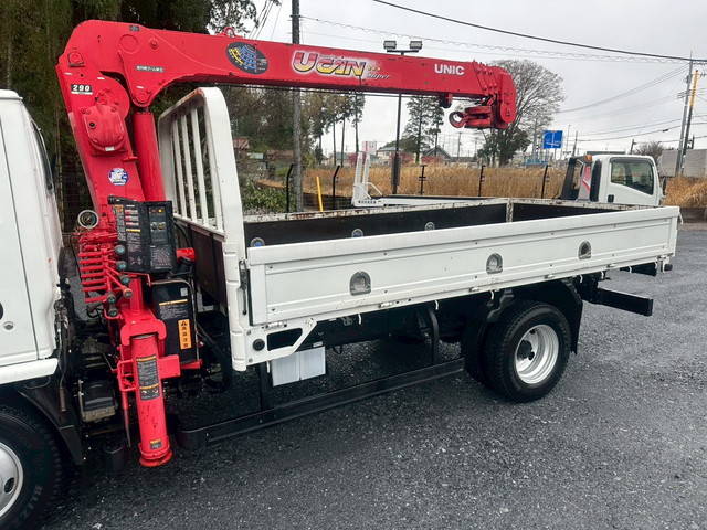 日産アトラスクレーン4段小型（2t・3t）[写真05]