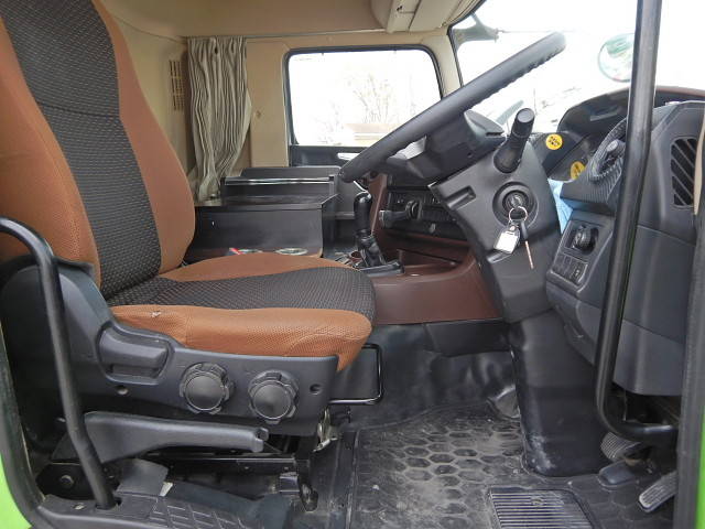 日野プロフィアミキサー車（コンクリートミキサー）大型（10t）[写真18]