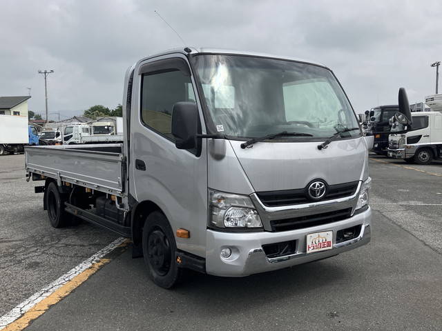 トヨタダイナ平ボディ小型（2t・3t）[写真03]
