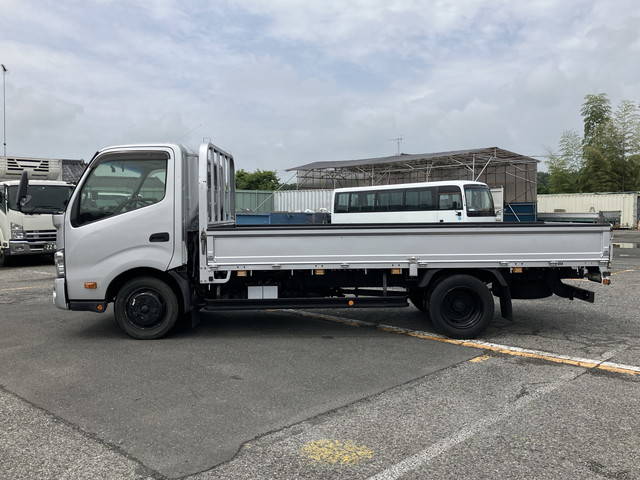 トヨタダイナ平ボディ小型（2t・3t）[写真05]