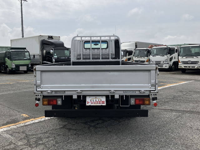 トヨタダイナ平ボディ小型（2t・3t）[写真09]