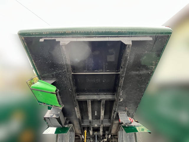 いすゞエルフパッカー車（塵芥車）小型（2t・3t）[写真26]