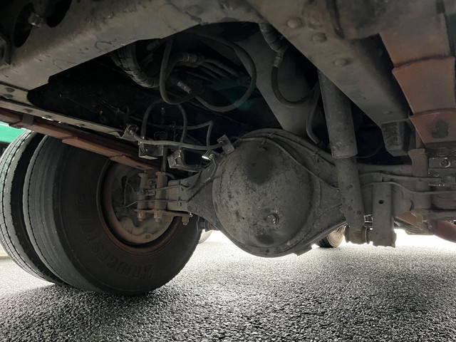 いすゞエルフパッカー車（塵芥車）小型（2t・3t）[写真31]