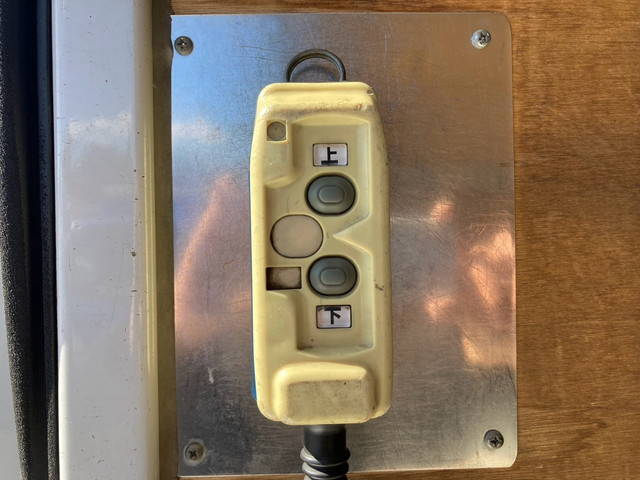 いすゞエルフアルミバン小型（2t・3t）[写真20]