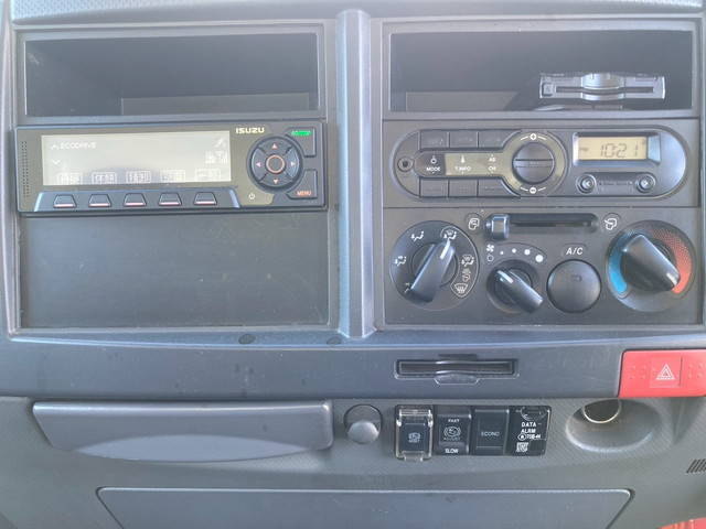 いすゞエルフアルミバン小型（2t・3t）[写真34]