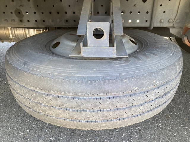 いすゞエルフアルミバン小型（2t・3t）[写真37]