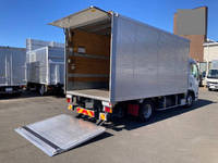 いすゞエルフアルミバン小型（2t・3t）[写真08]