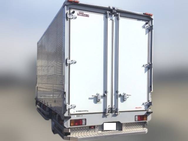 いすゞエルフアルミウイング小型（2t・3t）[写真02]