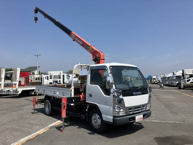 いすゞエルフクレーン4段小型（2t・3t）[写真03]