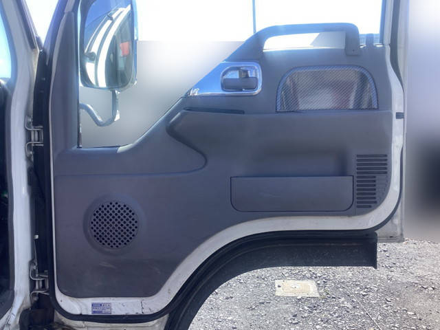 いすゞエルフクレーン4段小型（2t・3t）[写真33]