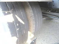 いすゞエルフ平ボディ小型（2t・3t）[写真15]