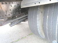 いすゞエルフ平ボディ小型（2t・3t）[写真16]